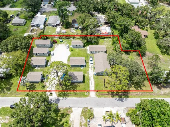 2212 32nd Ave E, Bradenton, FL 34208