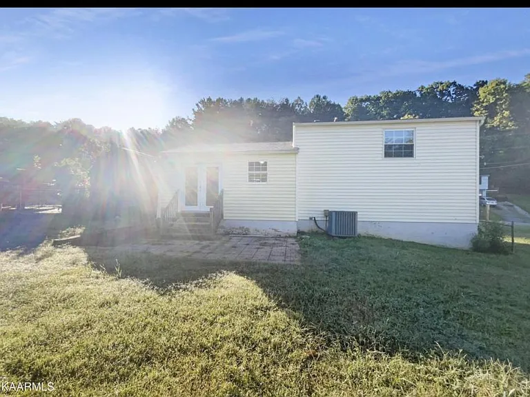 4309 Twin Pines Dr — Photo 5