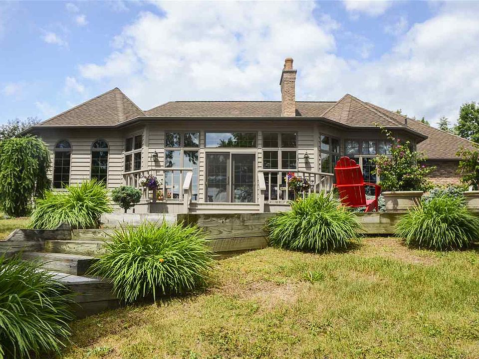 1st image of 202 Cataldo Dr