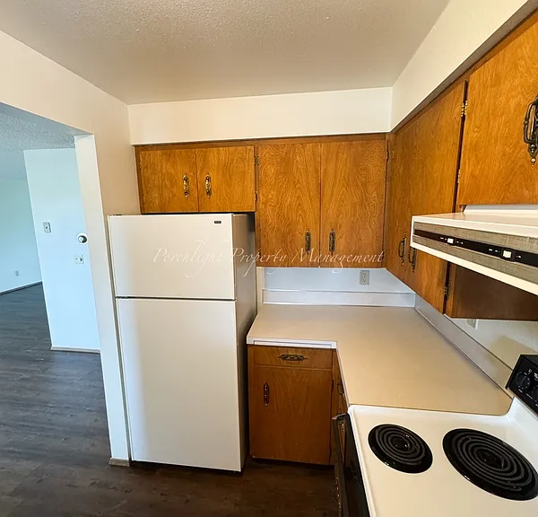 403 La Villa Dr — Photo 3
