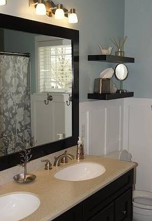 Main Bath Upstairs