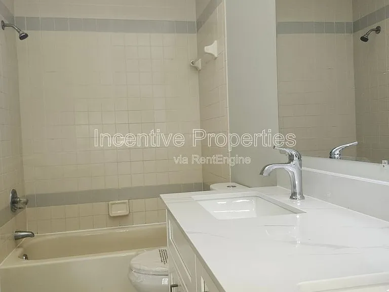 310 Mayfair Pl SW — Photo 16