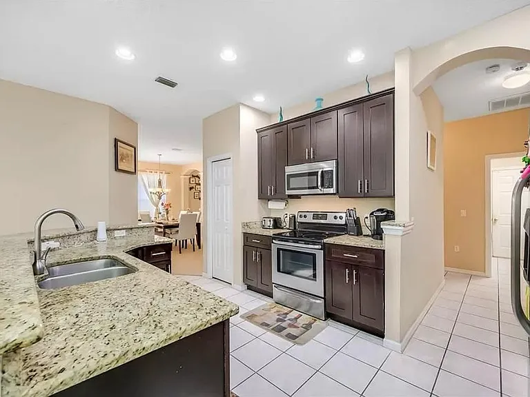 19151 Dove Creek Dr — Photo 11
