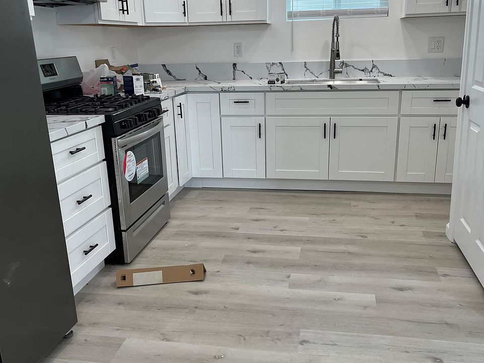 2nd image of 5076 Auburn Dr