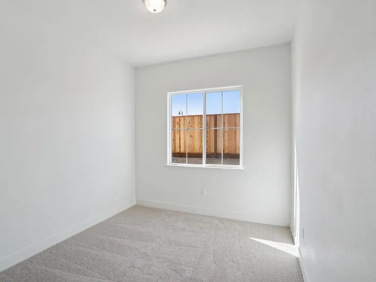 605 Santa Ynez Way — Photo 40