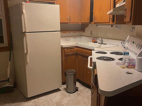 5th image of 10225 Chestnut Ave