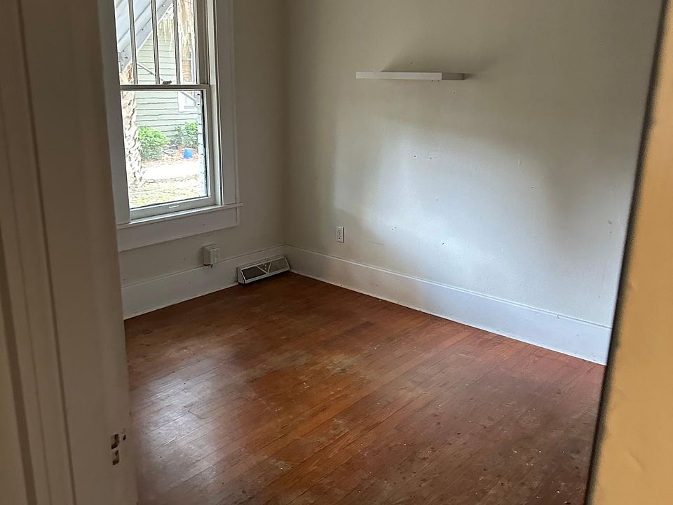 1st image of 1216 N 14th Ave