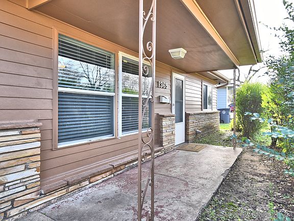 3rd image of 1365 N 76th East Ave