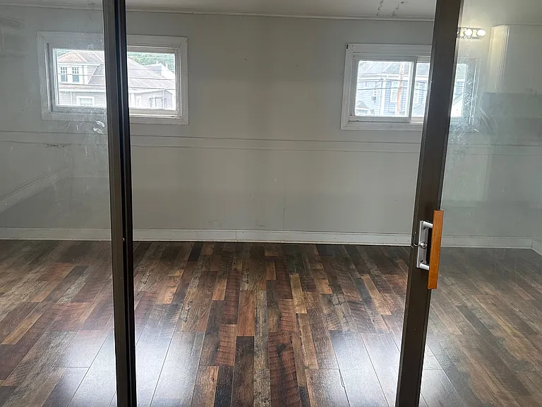 604 Chelmsford St #8 — Photo 3