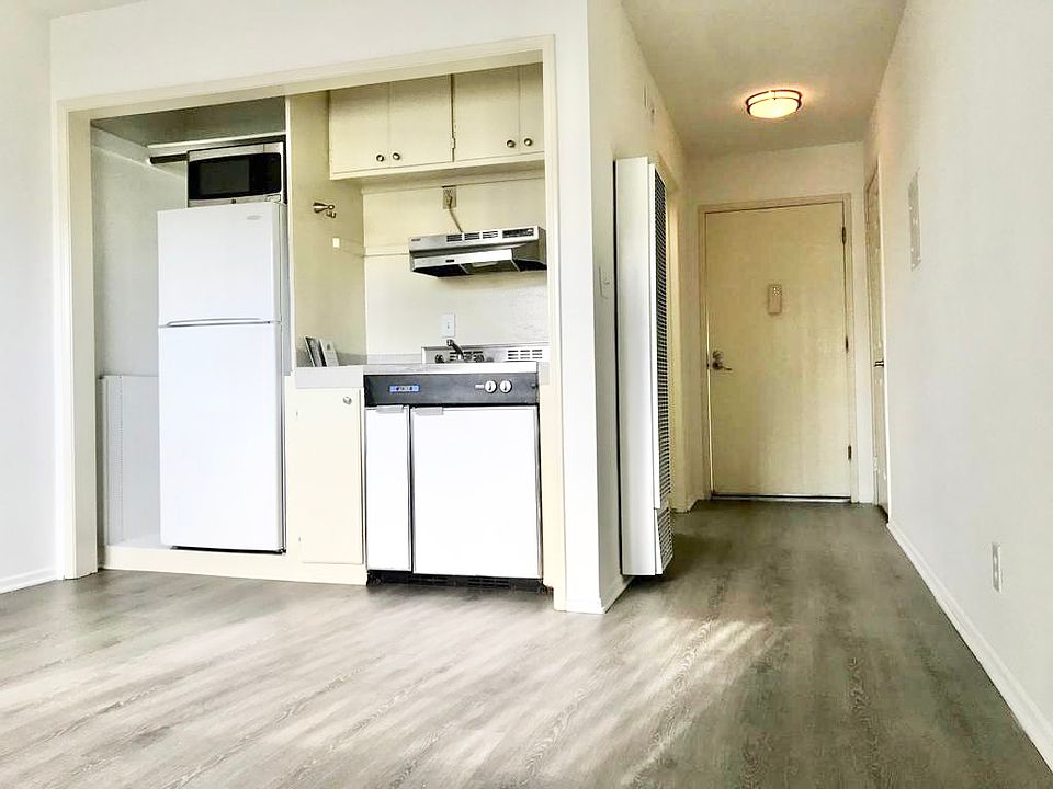 1st image of 3462 Mentone Ave #201A