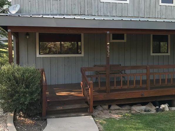 532 S Oakridge Cir
