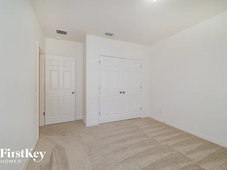 888 Avenal Ln — Photo 10