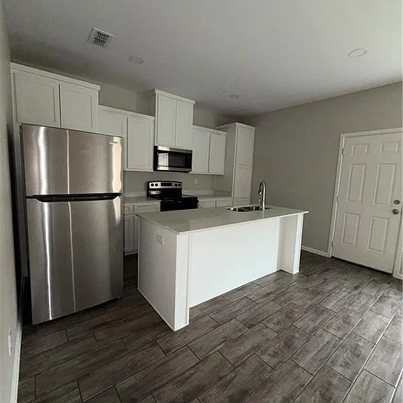 3304 Wolf Creek Ave #4 — Photo 8