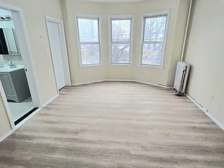 615 S 17th St #1 — Photo 2