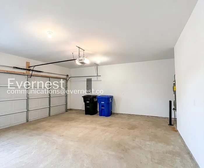 1107 Prospect Ct — Photo 26