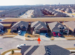 8909 High Stirrup Ln, Fort Worth, TX 76131