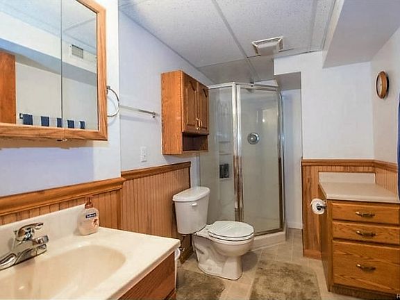 Full Bathroom in Basement