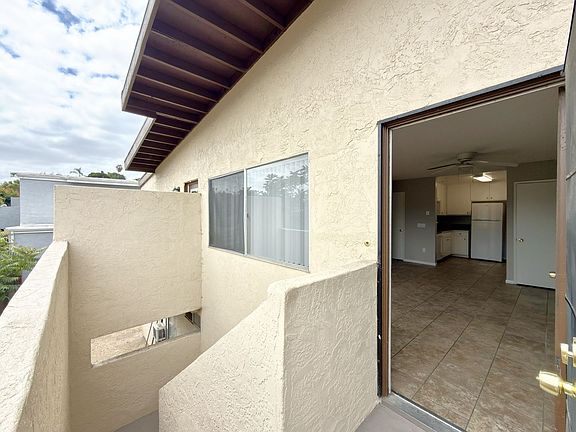 3rd image of 372 Pala Vista Dr APT 3