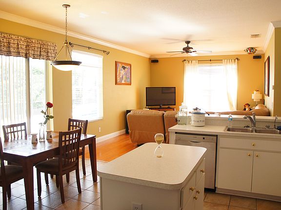 2nd image of 10212 Ashley Oaks Dr
