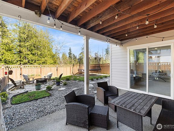 4th image of 13419 196th Avenue E