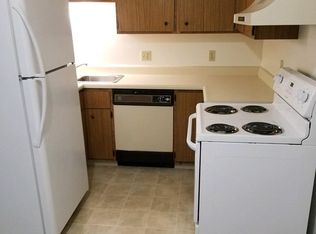 1500 32nd Ave SW APT 5, Minot, ND 58701