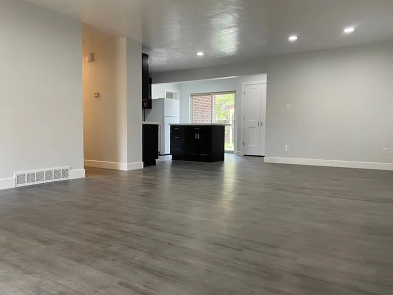 1163 N Buccaneer Dr — Photo 5