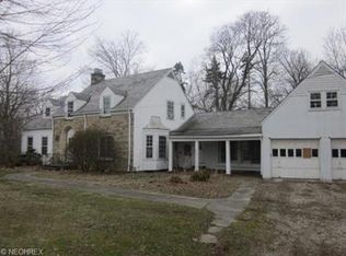 7094 Lewis Rd, Olmsted Township, OH 44138