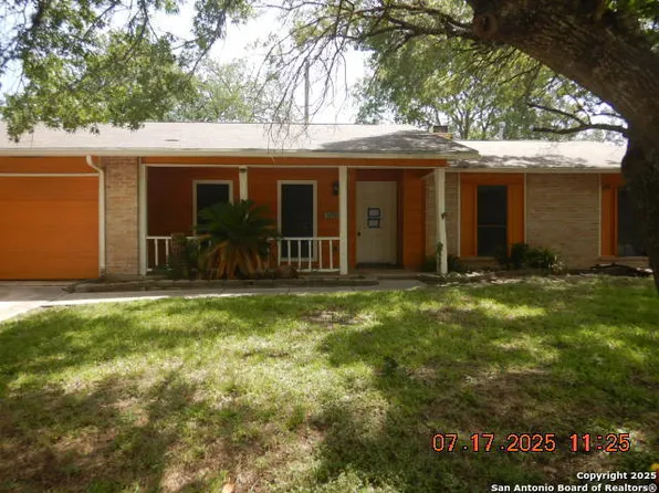 14360 Forum Rd, Universal City, TX 78148