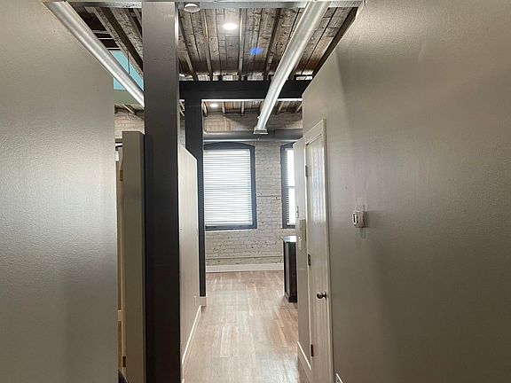 2nd image of 617 S 14th St #202