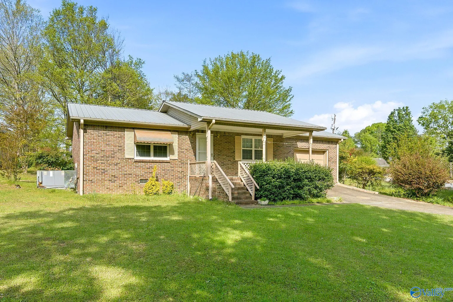 200 Trailwood Ln photo 1