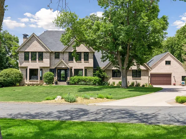 135 Luce Line Rdg, Maple Plain, MN 55359