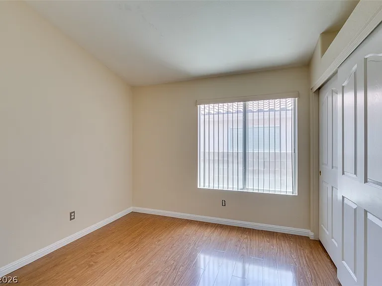 8168 W Gilmore Ave — Photo 25