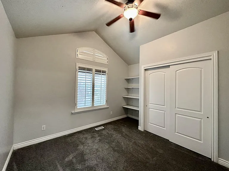 927 E Montana Vista Ln — Photo 24