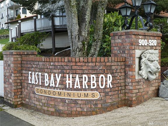 2nd image of 908 E Bay Dr NE #E-201