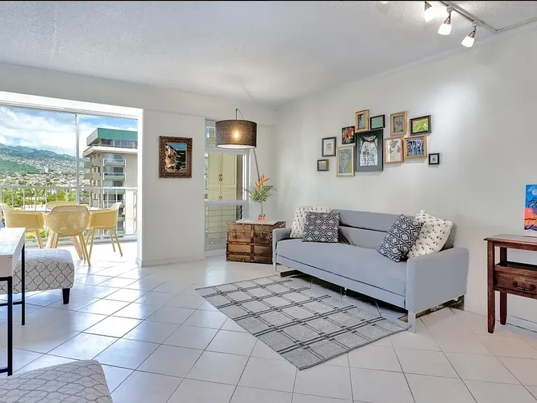 2575 Kuhio Ave #1202 — Photo 8