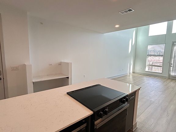 3rd image of 23301 E Dry Creek Cir #4-310