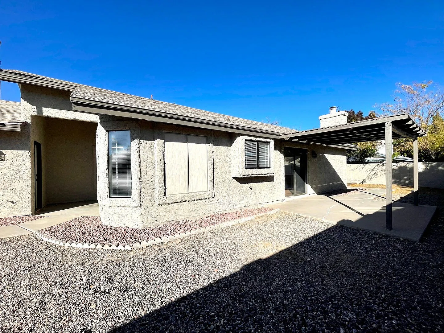 Spacious 2 Bedroom, 2 Bathroom Home Near The Golf Course! — Photo 4
