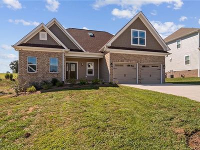 4628 Fairway Run Dr, Pfafftown, NC, 27040