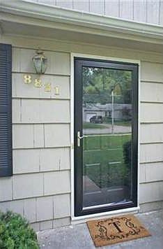 2nd image of 8831 Hemlock Dr
