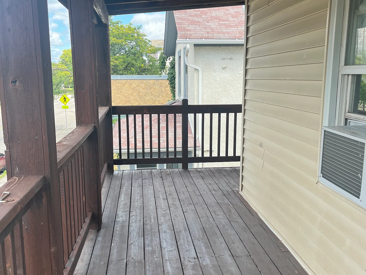 2 bed, 800 sqft, $1,400 — Photo 2