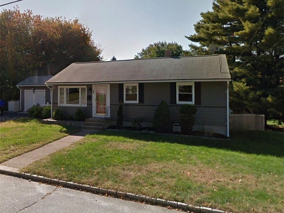 1st image of 44 Country Dr