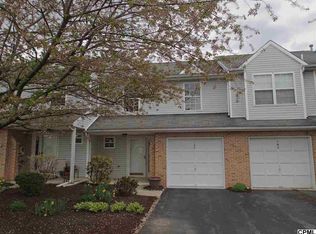 107 Fawn Rdg N, Harrisburg, PA 17110