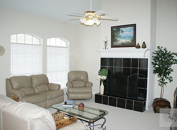 3rd image of 435 Hana Dr