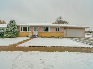 2001 N 8th St, Bismarck, ND 58501