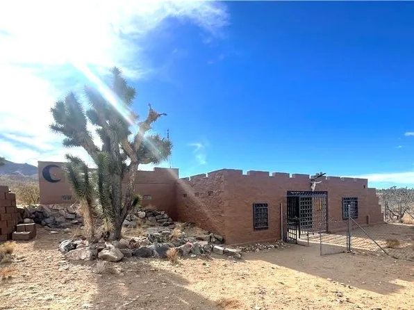 18177 N Saddle Dr, Dolan Springs, AZ 86441