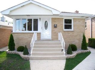 7842 Melvina Ave, Burbank, IL 60459