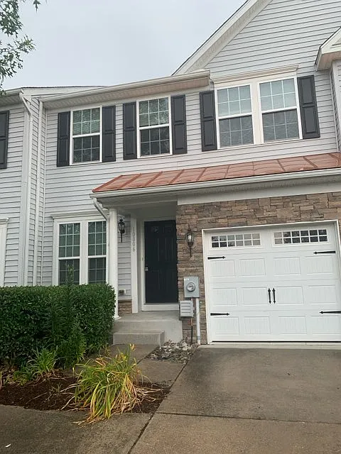 3 bed, 2.5 bath, $2,000 — Photo 3