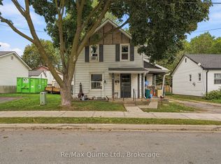 26 Strachan St, Belleville, ON K8P1W8