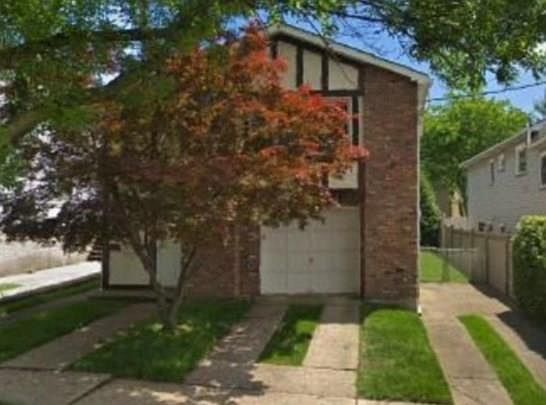 1st image of 18 Elwood Pl