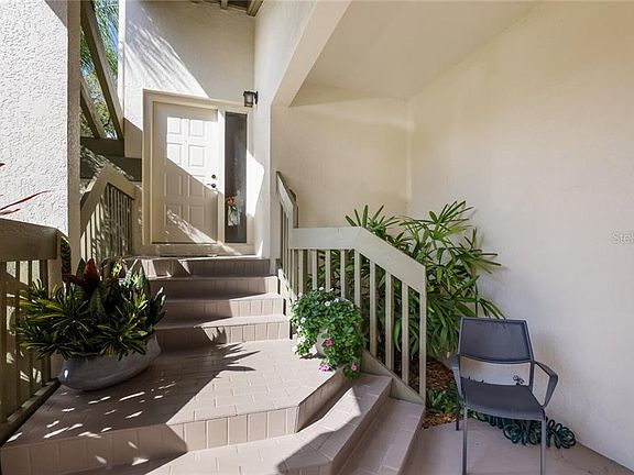 2nd image of 1698 Starling Dr Unit 201